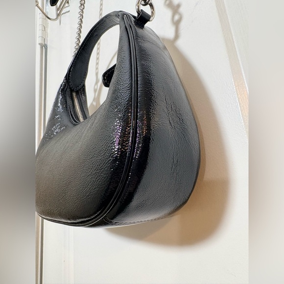 ✨ FLAWLESS Coach Carmen Mini Crossbody - Black Crinkle Patent Leather (CW036) - Picture 9 of 13